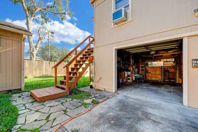 708 W Cottage St, Houston, TX 77009 - photo 2