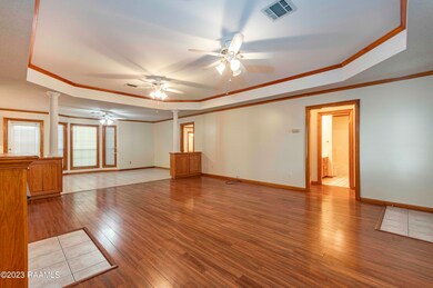 Living Room 4
