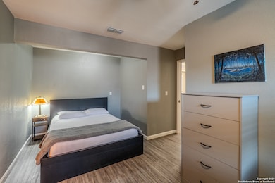125 Hess St unit 202, San Antonio, TX 78212 - photo 6