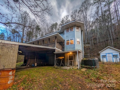 77 Griffith Branch Rd, Green Mountain, NC 28740 - photo 3