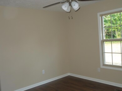 93 Stone Hollow Dr, Manchester, TN 37355 - photo 7