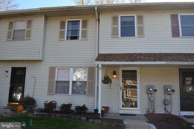 713 Hunters Run, Perkasie, PA 18944 - photo 2