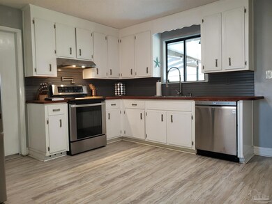 2466 Pine Forest Dr, Pensacola, FL 32526 - photo 6