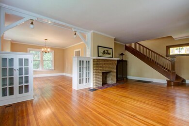 284 w Kenworth rd-mls-18