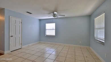 1931 Vernon Pl-13