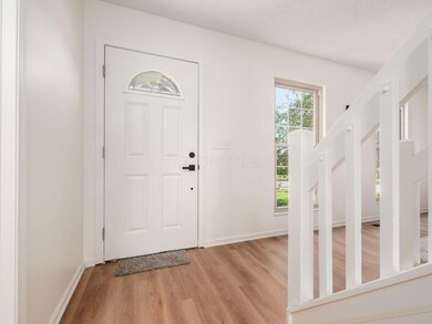 2999 Hinsel Dr, Columbus, OH 43232 - photo 4