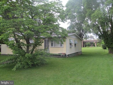 58 N Marye Ln, Luray, VA 22835 - photo 2