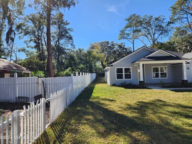 8324 Hogan Rd, Jacksonville, FL 32216 - photo 2