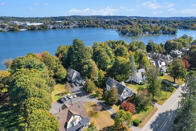 28 Holden St, Worcester, MA 01605 - photo 3