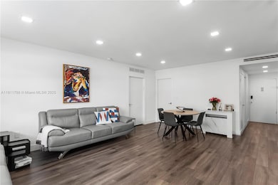 Carriage Club South unit 1G, Miami Beach, FL 33140 - photo 2