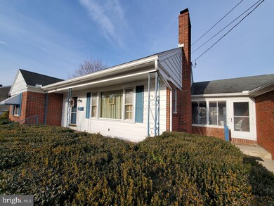 326 Harrison Ave, Waynesboro, PA 17268 - photo 3