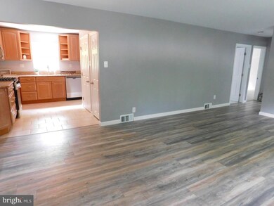 45 Delwood Rd, Cherry Hill, NJ 08002 - photo 5