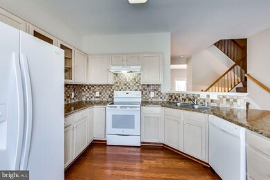 8735 Silent Ct, Odenton, MD 21113 - photo 6