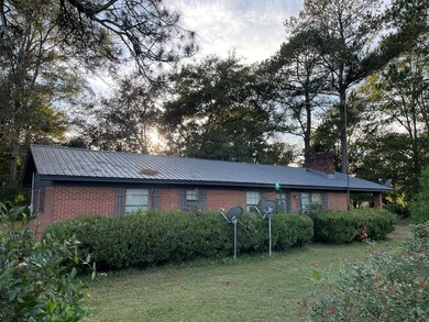 1121 Cypress St, Ambrose, GA 31512 - photo 2