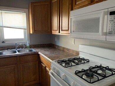 661 Maple St unit 1, Fall River, MA 02720 - photo 7