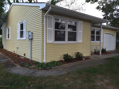 64 Keene St unit 72, Whiting, NJ 08759 - photo 4