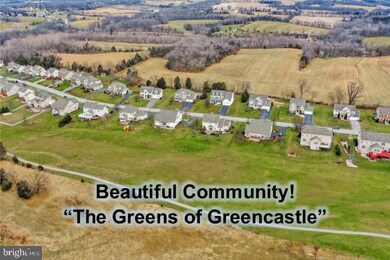 712 Shannon Dr N, Greencastle, PA 17225 - photo 2