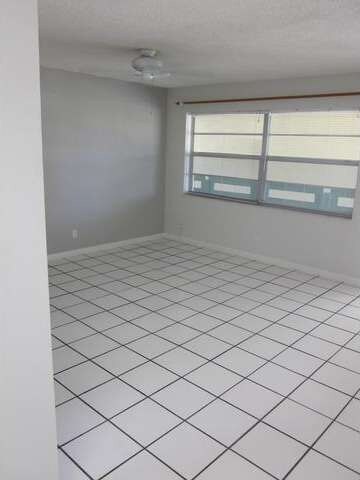 975 9th Ave S unit 15, Naples, FL 34102 - photo 5