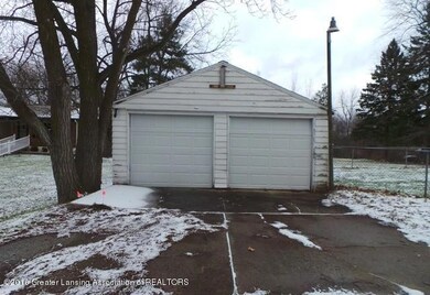 GARAGE