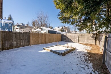 60 Boardman St, Newburyport, MA 01950 - photo 3