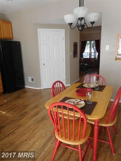 12462 Selkirk Cir, Bristow, VA 20136 - photo 7