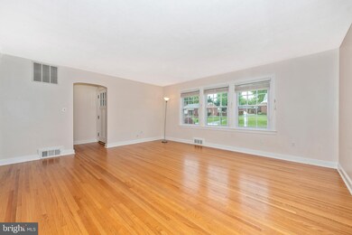 117 Catoctin Ave, Frederick, MD 21701 - photo 4