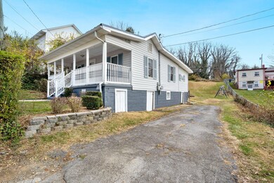 1145 Browns Alley full side view EXT