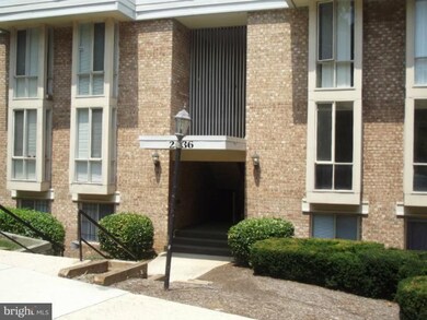2636 Wagon Dr unit 272, Alexandria, VA 22303 - photo 2