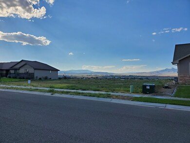 3222 Owens Ave, Cody, WY 82414 - photo 4