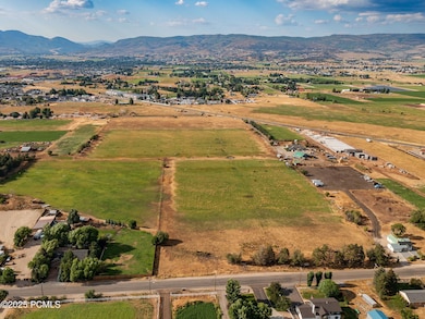 1527 E Little Sweden Rd, Daniel, UT 84032 - photo 3