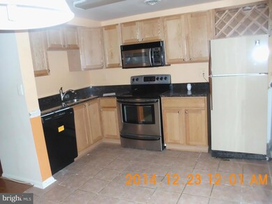 9507 Dunbrook Ct, Montgomery Village, MD 20886 - photo 3