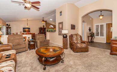 005_Living Room