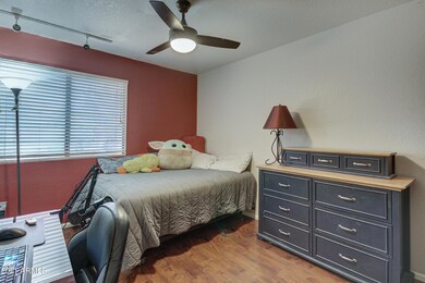 14618 S 34th Pl-10