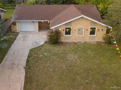 602 W Merida St, Weslaco, TX 78599 - photo 2