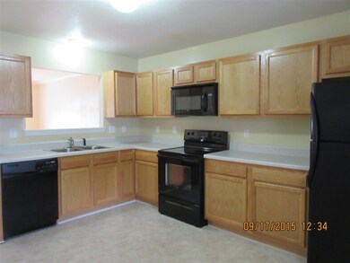 109 Doris Place Dr, Jacksonville, NC 28540 - photo 4