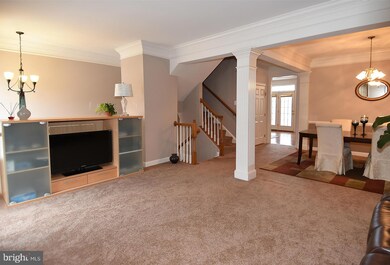 16475 Steerage Cir, Woodbridge, VA 22191 - photo 5