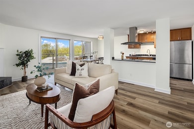 1730 Taylor Ave N unit 409, Seattle, WA 98109 - photo 3