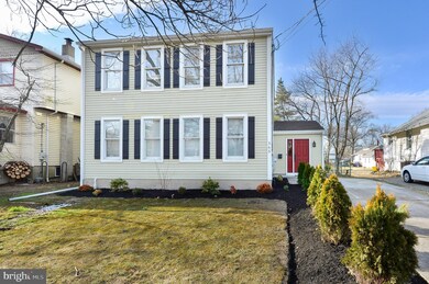 565 W Graisbury Ave, Audubon, NJ 08106 - photo 2