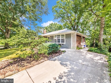 2904 Red Lion Ln, Silver Spring, MD 20904 - photo 2