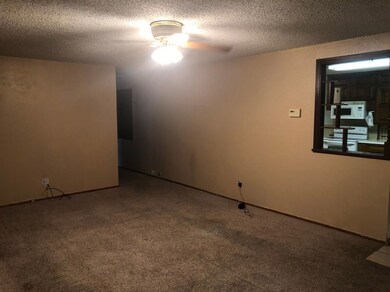 702 S Jefferson St, Hugoton, KS 67951 - photo 3