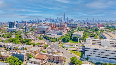 1028 S Oakley Blvd, Chicago, IL 60612 - photo 4