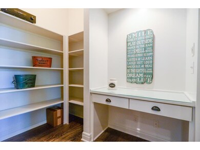 9788 Saddletop St, Lenexa, KS 66227 - photo 5