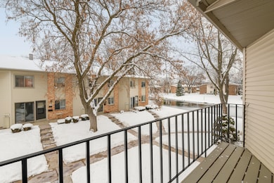 W169N11452 Biscayne Dr unit 14, Germantown, WI 53022 - photo 5