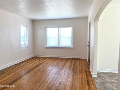 3819 Savannah Ave, El Paso, TX 79930 - photo 5