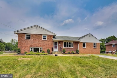 906 Snider Ln, Silver Spring, MD 20905 - photo 6