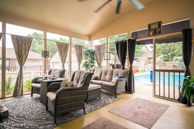 8006 Cortland Dr-15