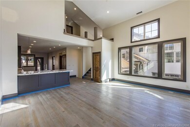 MODEL - GREAT ROOM/KITCHEN