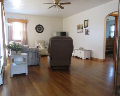 123 E Butler St, Loudonville, OH 44842 - photo 7