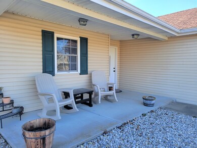 993 E Niagara Trail, Greensburg, IN 47240 - photo 3