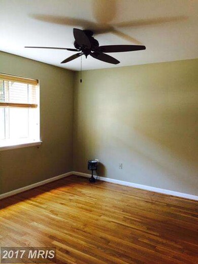 3814 Steppes Ct unit B, Falls Church, VA 22041 - photo 5